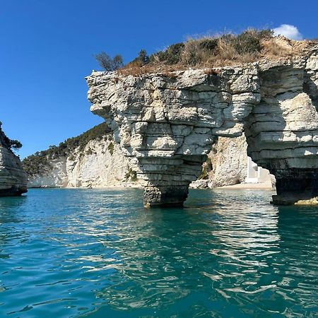 B&B Tor Di Lupo Mattinata Kültér fotó