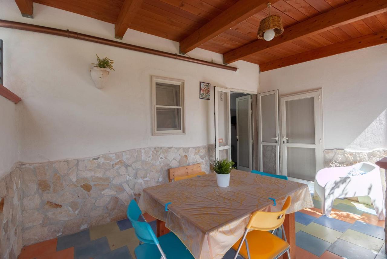 B&B Tor Di Lupo Mattinata Kültér fotó
