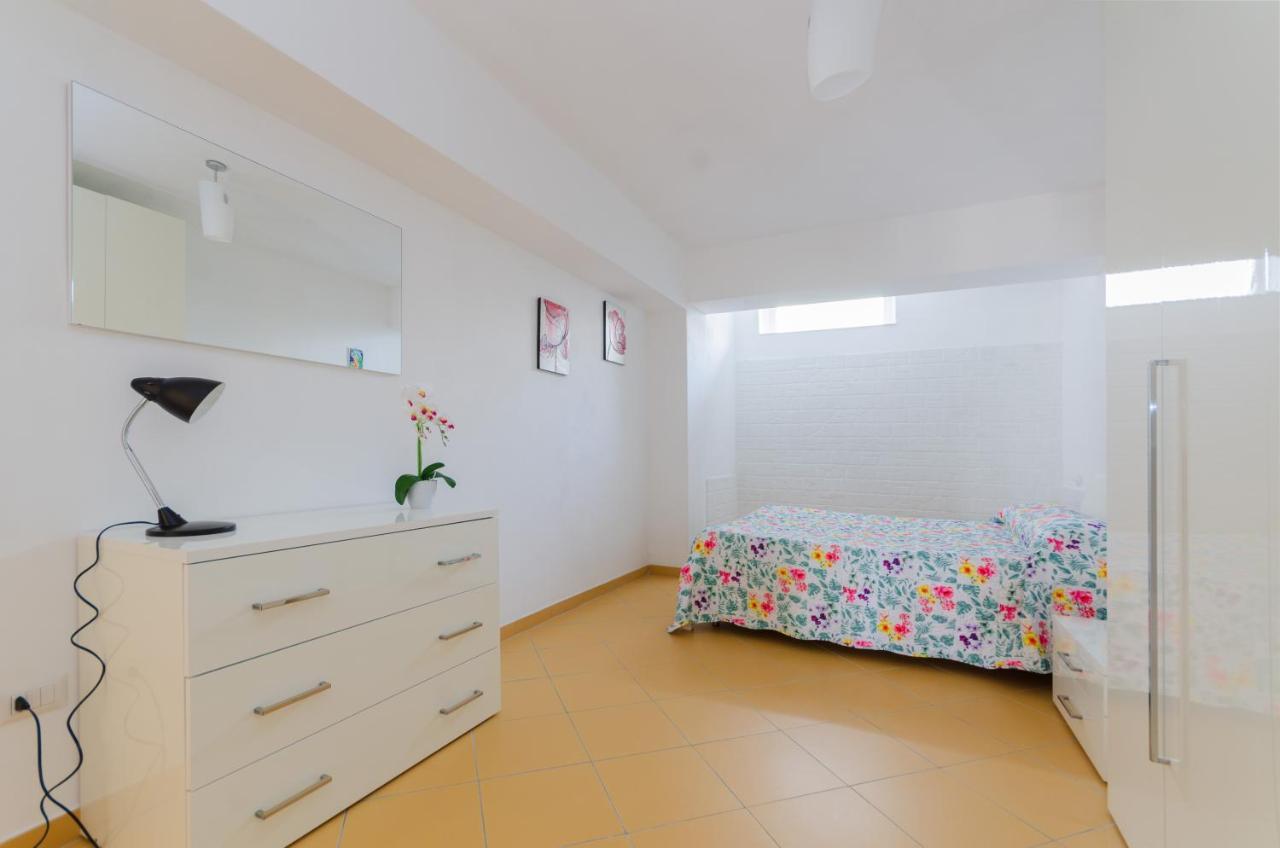 B&B Tor Di Lupo Mattinata Kültér fotó